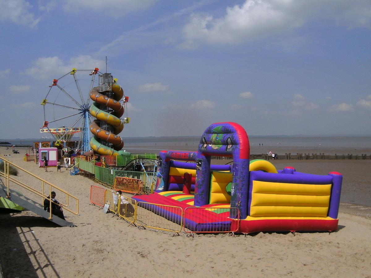 Children's fun at Cleethorpes
